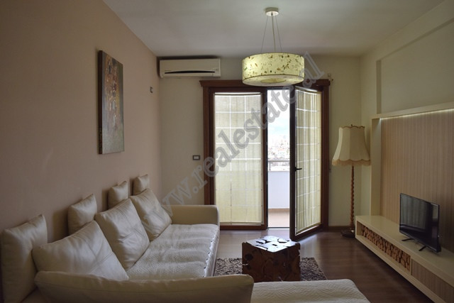 Apartament 2+1 per shitje prane rruges Teodor Keko ne Tirane